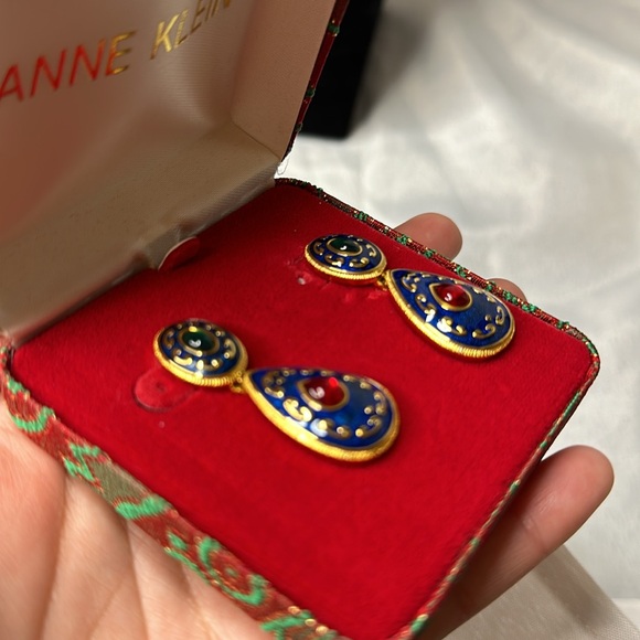 Ann Klein Enamel Vintage Earrings With Box - Picture 8 of 8